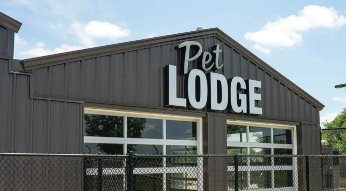 River Trail Animal Hospital and Pet Lodge